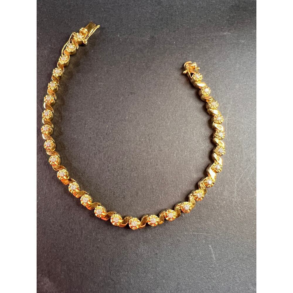 Vintage 28 diamond tennis bracelet in yellow gold over sterling silver 7.5 inch